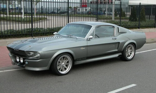 Ford Mustang Shelby GT500 #13