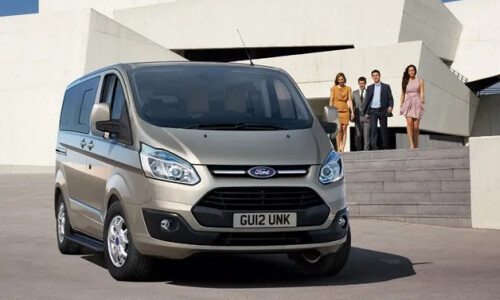 Ford Tourneo Custom #3