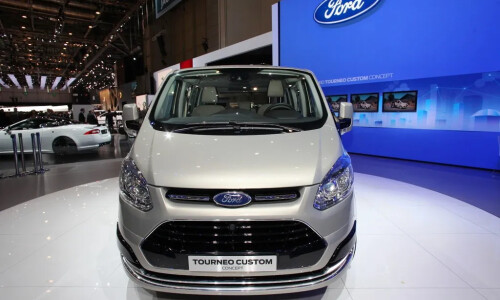 Ford Transit Custom #6