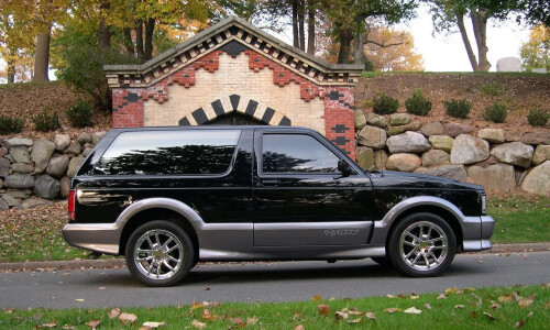 GMC Typhoon #4