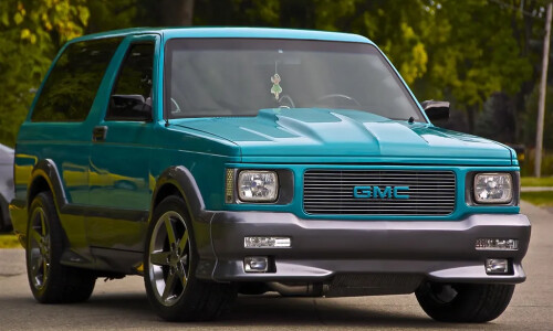 GMC Typhoon #6