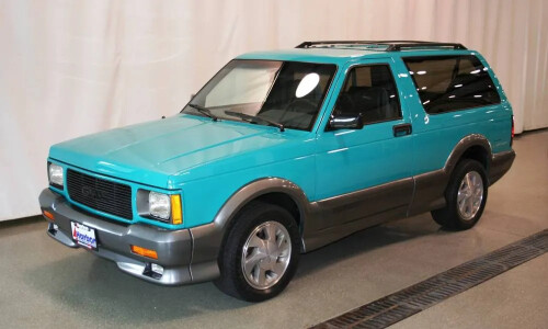 GMC Typhoon #9