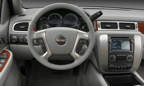 GMC Yukon #1