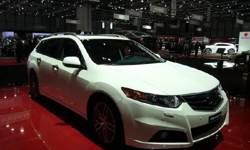 Honda Accord Tourer #10