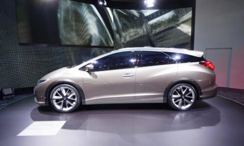 Honda Civic Tourer #6