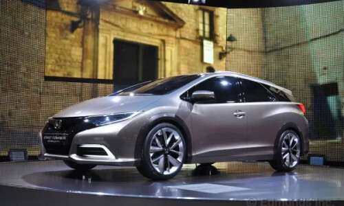 Honda Civic Tourer #7
