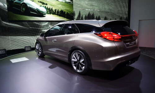 Honda Civic Tourer #13