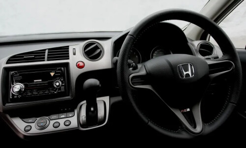 Honda Stream #8