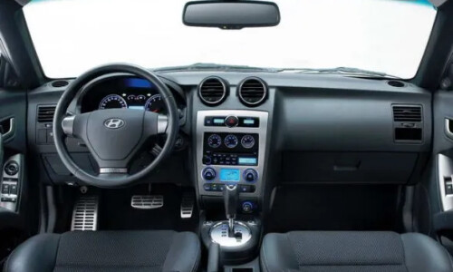 Hyundai Coupe #9