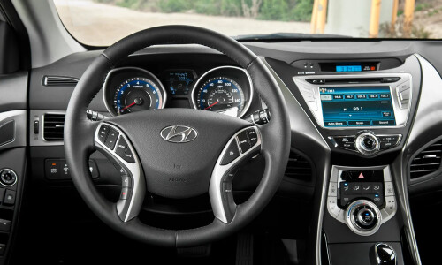 Hyundai Elantra #2