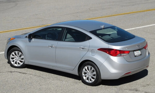 Hyundai Elantra #4