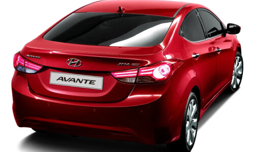 Hyundai Elantra #7