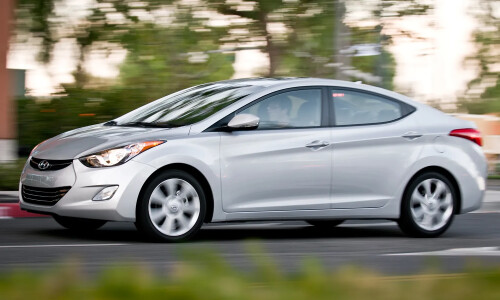 Hyundai Elantra #10
