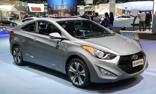 Hyundai Elantra Coupe #2