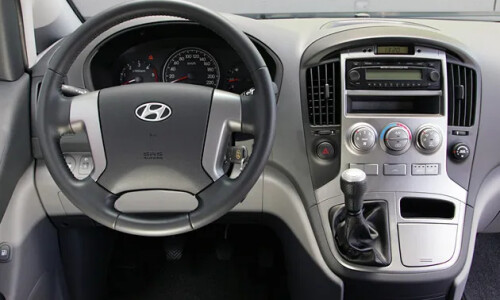Hyundai H1 Travel #10