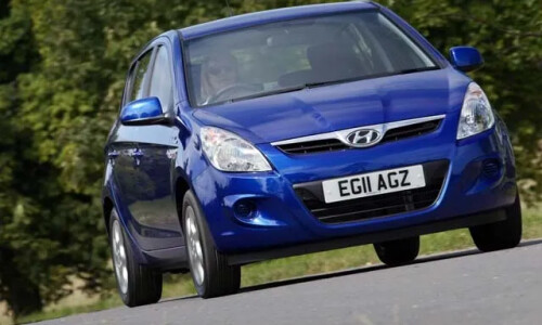 Hyundai i20 blue #8