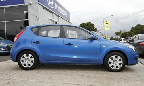 Hyundai i30 blue #8
