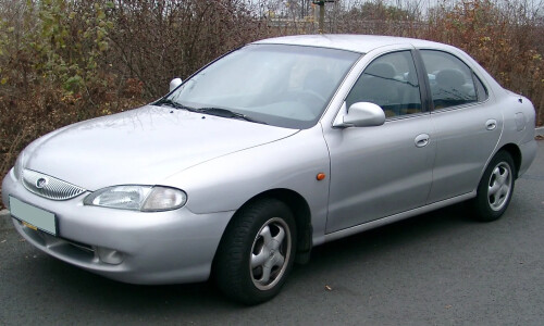 Hyundai Lantra #2