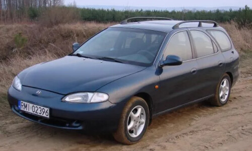 Hyundai Lantra #11