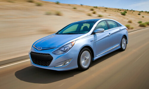 Hyundai Sonata Hybrid #1