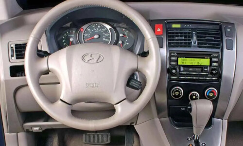 Hyundai Tucson 2.0 CRDi #8