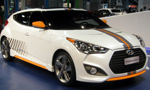 Hyundai Veloster Turbo #1