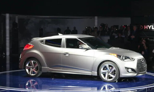 Hyundai Veloster Turbo #11