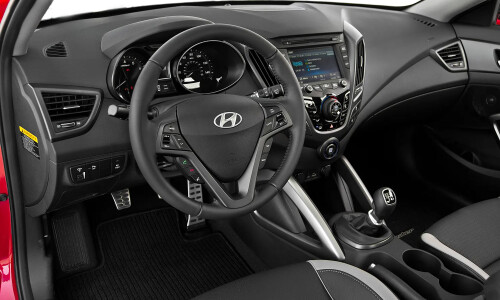 Hyundai Veloster Turbo #16
