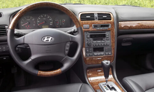 Hyundai XG350 #4