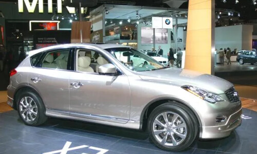 Infiniti EX35 #2
