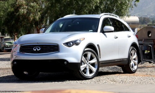 Infiniti FX45 #12