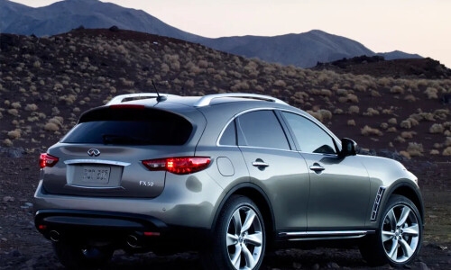 Infiniti FX50 #2