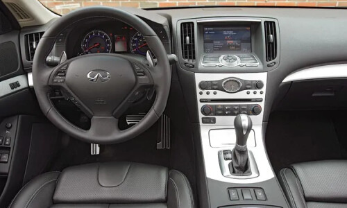 Infiniti G37 #3