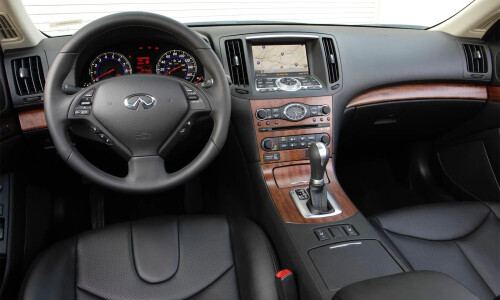 Infiniti G37 #6