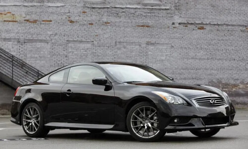Infiniti G37 #7