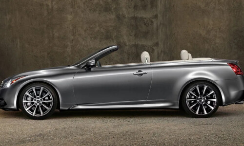 Infiniti G37 Cabrio #3