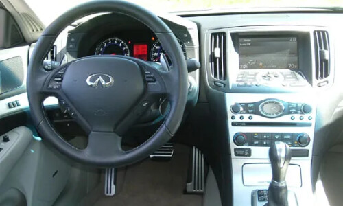 Infiniti G37x S #13