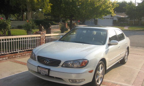 Infiniti I35 #8