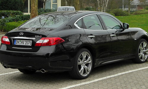 Infiniti M30d #2