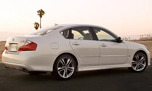 Infiniti M35 #1