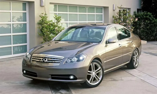 Infiniti M45 #4