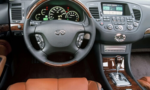 Infiniti Q #1