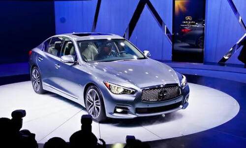 Infiniti Q50 #8