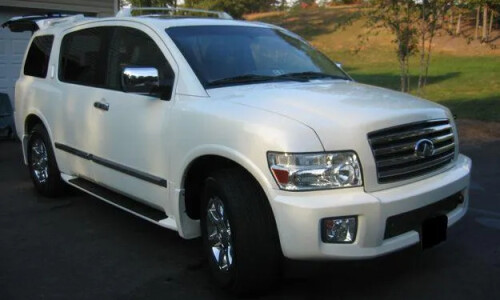 Infiniti QX56 #11