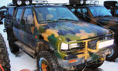 Isuzu Campo #8