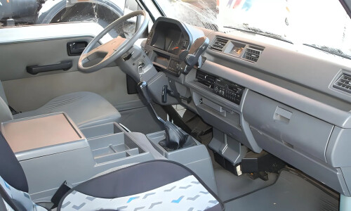 Isuzu Midi #6