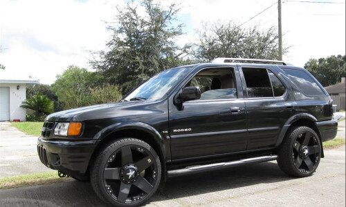 Isuzu Rodeo #11