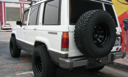 Isuzu Trooper #12