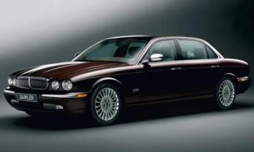 Jaguar Daimler Super Eight #4