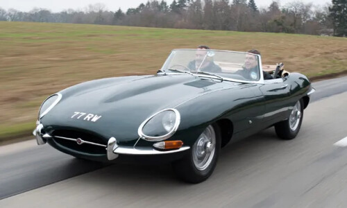 Jaguar E-Type #16